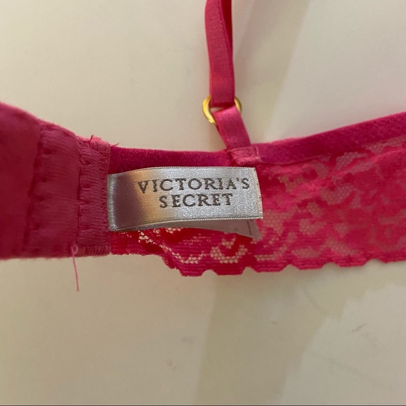Victoria's Secret Hot Pink Lace Triangle Bralette size S - Picture 2 of 4
